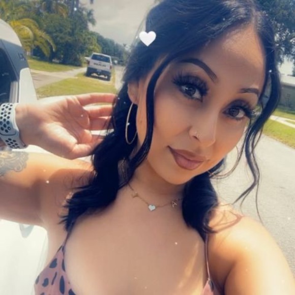 Meet your Posher, Diana - Picture 1 of 1